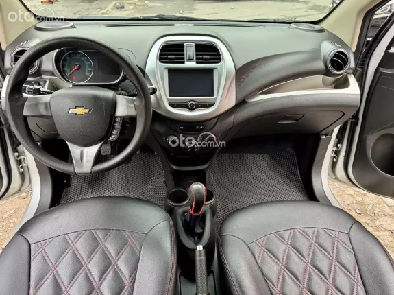 Chevrolet Spark 1.2 mt 2018 - Xe cực đẹp 1 chủ