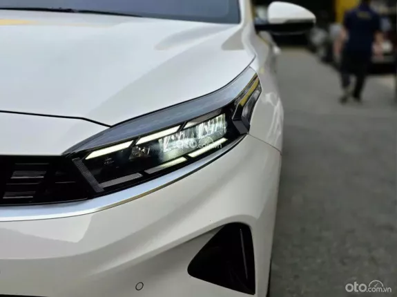 Kia K3 1.6 Premium 2024 - BẢO HÀNH LÊN ĐẾN 6 THÁNG HOẶC 10.000 KM