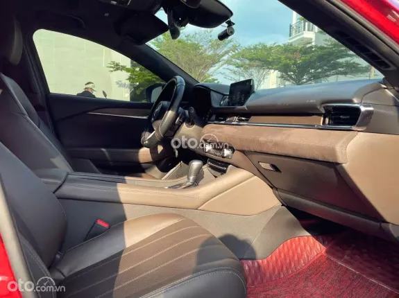 Mazda 6 2.5L Signature Premium 2022 - Bao rút hồ sơ gốc. Hỗ trợ sang tên