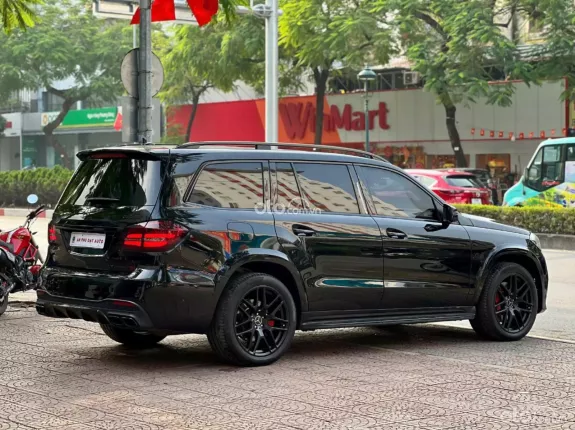 Mercedes-Benz GLS 63 5.5 V8 2016 - Xe nhập Mỹ, model 2017
