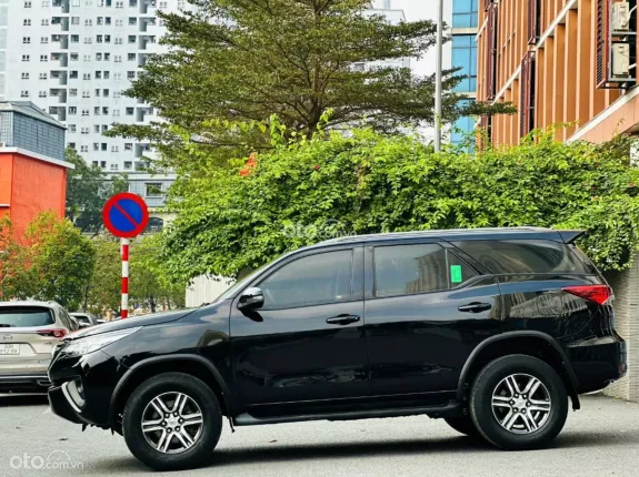 Toyota Fortuner 2.4 MT 4x2 2020 - Toyota Fortuner 2.4 MT 4x2 2020