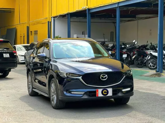 Mazda CX-5 2.0 Premium 2023 - Xe gia đình sử dụng, giữ gìn kỹ, còn rất mới