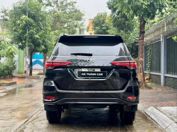 Toyota Fortuner 2.7 V 4X2 AT 2025 - Xe tình trạng đẹp như mới