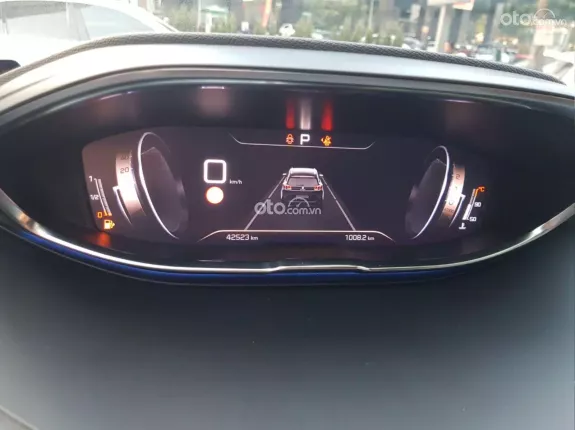 Peugeot 5008 1.6L Turbo 2022 - Hỗ trợ thủ tục sang tên, xe đẹp chủ giữ gìn