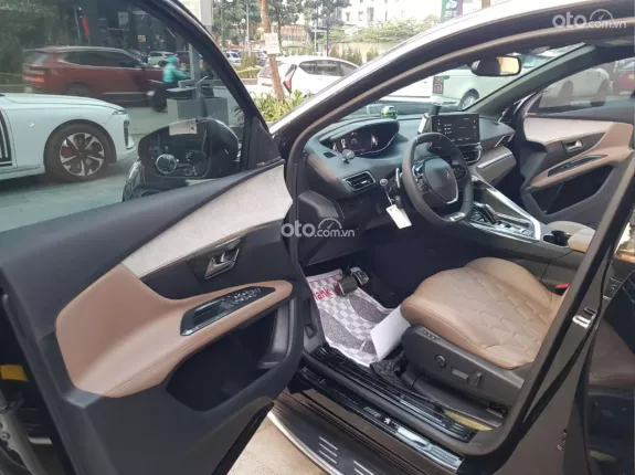 Peugeot 5008 1.6L Turbo 2022 - Hỗ trợ thủ tục sang tên, xe đẹp chủ giữ gìn