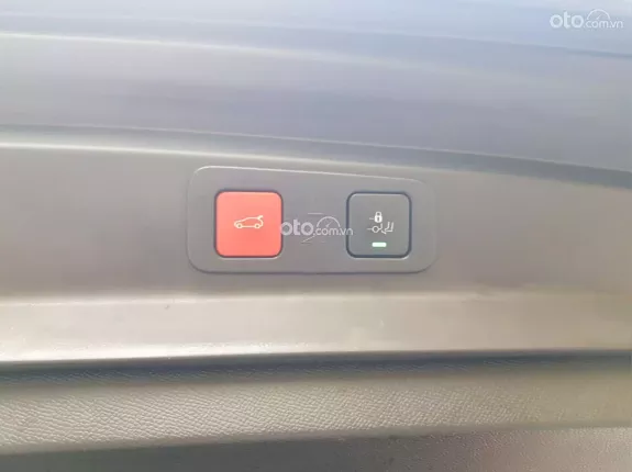 Peugeot 5008 1.6L Turbo 2022 - Hỗ trợ thủ tục sang tên, xe đẹp chủ giữ gìn