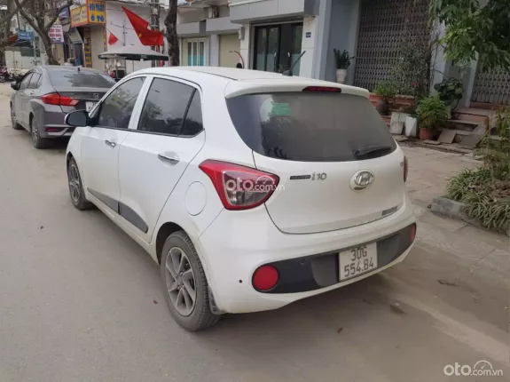 Hyundai Grand i10 2020 - Xe màu trắng đủ hồ sơ sang tên