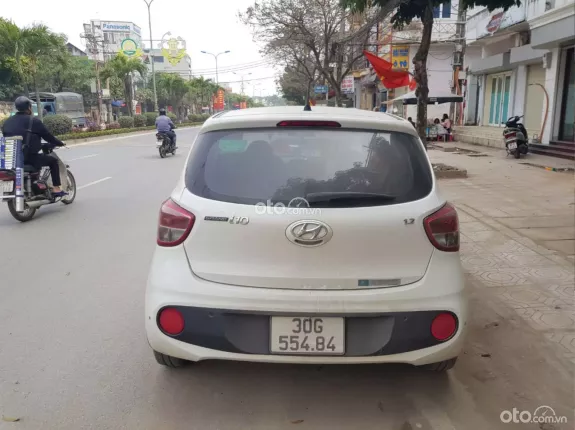 Hyundai Grand i10 2020 - Xe màu trắng đủ hồ sơ sang tên