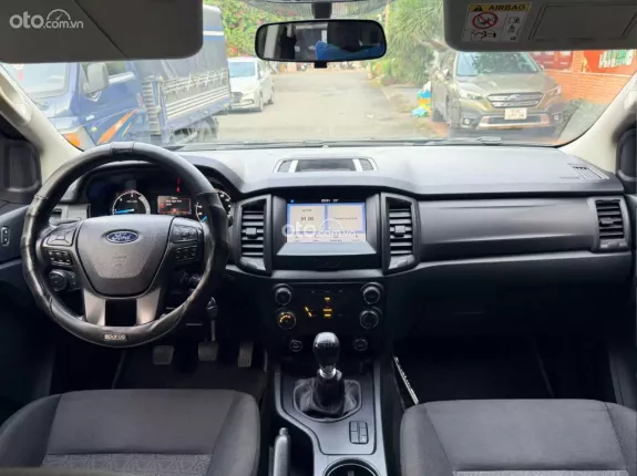 Ford Ranger XLS 2.2L 4x2 MT 2021 - BÁN TẢI SỐ SÀN _XE ĐẸP CHẤT LƯỢNG_BẢO HÀNH 1 NĂM