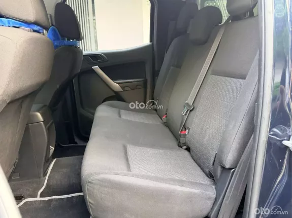 Ford Ranger XLS 2.2L 4x2 MT 2021 - BÁN TẢI SỐ SÀN _XE ĐẸP CHẤT LƯỢNG_BẢO HÀNH 1 NĂM