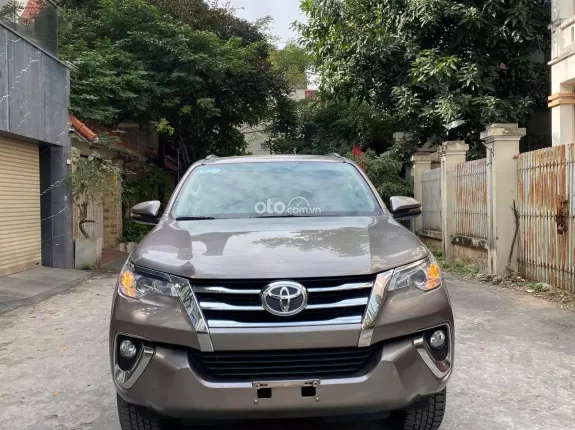 Toyota Fortuner 2.7 V 4X2 AT 2019 - Odo 8000