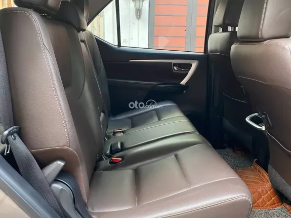 Toyota Fortuner 2.7 V 4X2 AT 2019 - Odo 8000