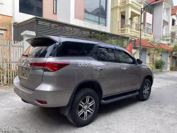 Toyota Fortuner 2.7 V 4X2 AT 2019 - Odo 8000