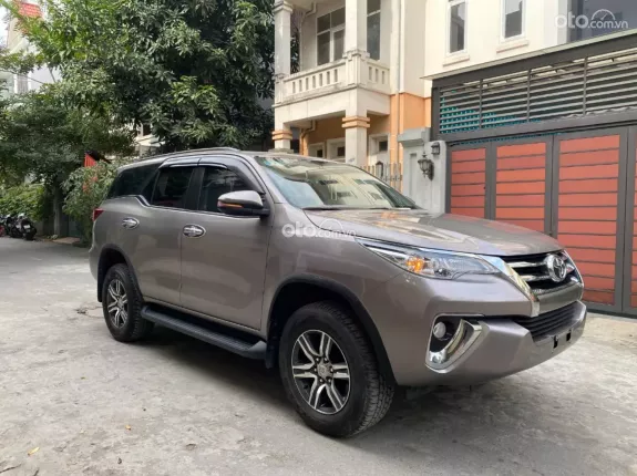 Toyota Fortuner 2.7 V 4X2 AT 2019 - Odo 8000