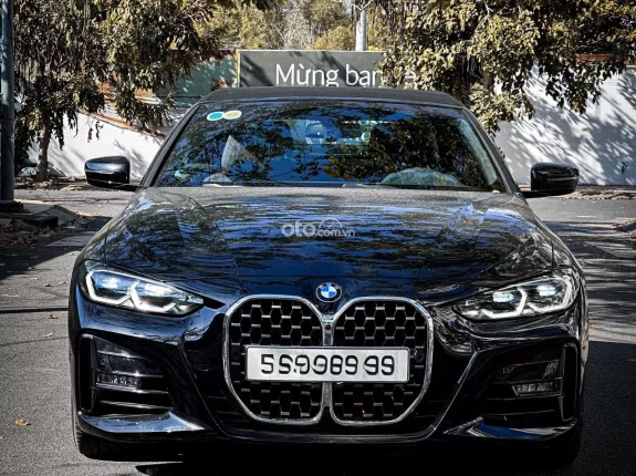 BMW 430i Convertible 2023 - Xe màu đen nội thất nâu