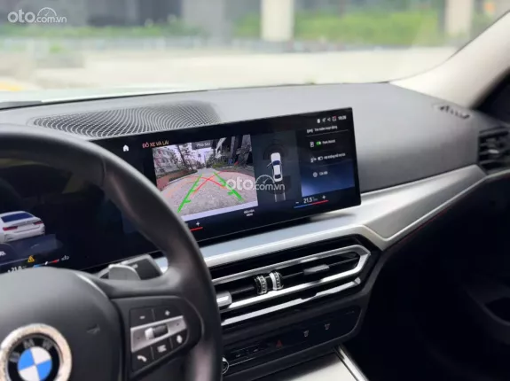 BMW 320i Sport Line 2024 - Xe cực đẹp, màu trắng nội thất đen