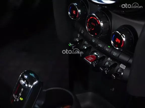 Mini Cooper John  Works 2020 - Xe màu đen nội thất phối đỏ cực thể thao