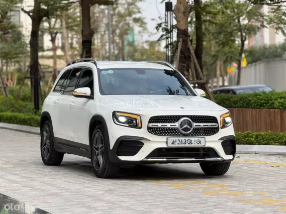 Mercedes-Benz GLB 200 4MATIC 2.0L 2022 - Xe đăng ký tháng 3/2024, bảo hành hãng định kỳ