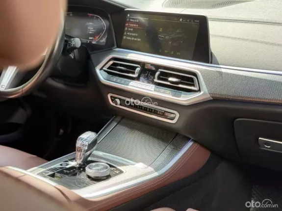 BMW X5 2023 - Xe màu đen, nội thất nâu cực mới