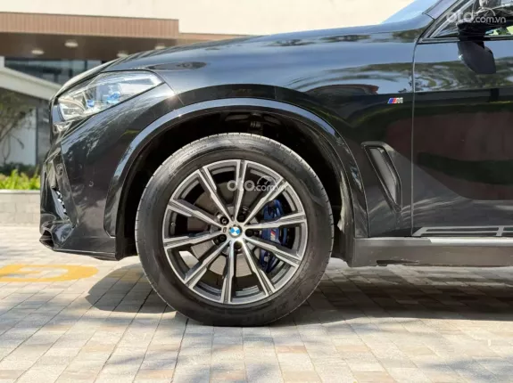 BMW X5 2023 - Xe màu đen, nội thất nâu cực mới