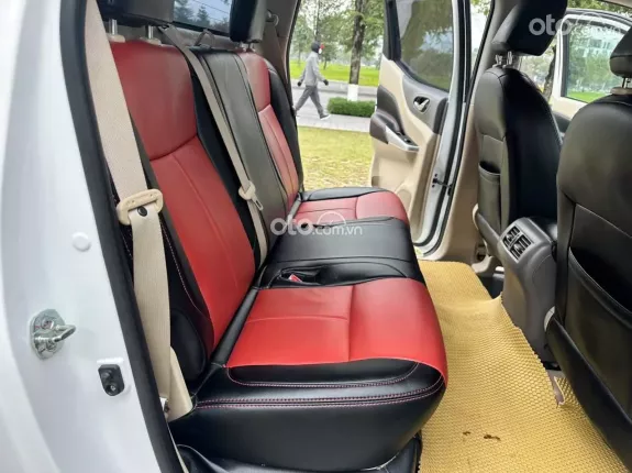 Nissan Navara EL A-IVI 4x2 AT 2020 - Navara EL 4x2 2020