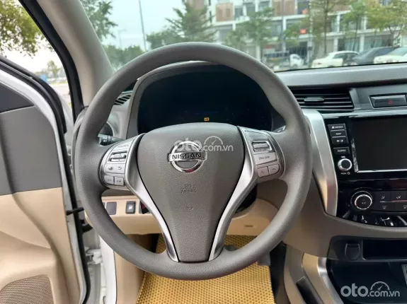 Nissan Navara EL A-IVI 4x2 AT 2020 - Navara EL 4x2 2020