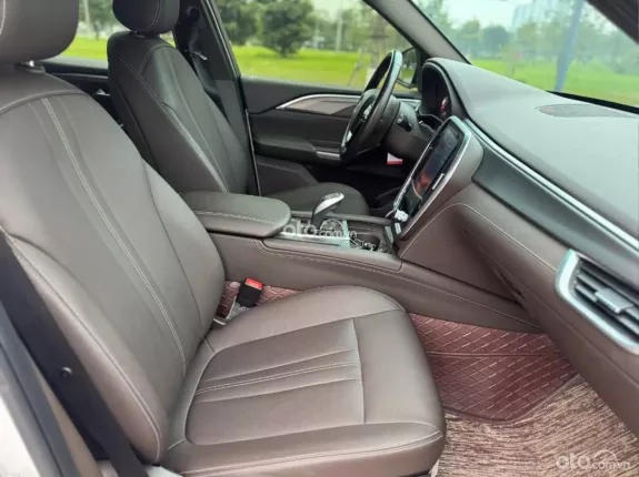 VinFast LUX SA2.0 Tiêu chuẩn 2020 - Vinfast LUX SA 2.0 Base 2020