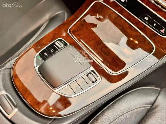 Mercedes-Benz E200 Exclusive 2021 - HÀNG BAO ĐẬU 70-90% (Ib Zalo tư vấn trực tiếp 24/7)