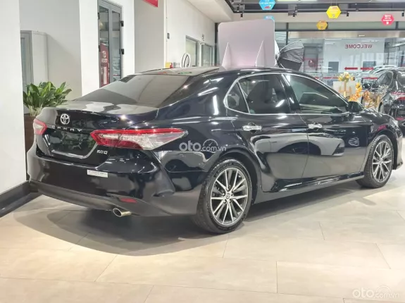 Toyota Camry 2.0Q 2022 - BH chính hãng Toyota Sure