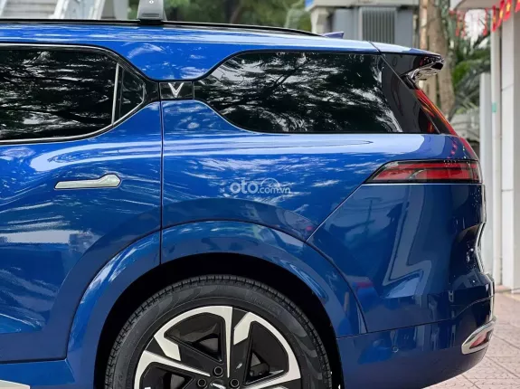 VinFast VF9 Plus 2023 - Xe cực đẹp model 2024