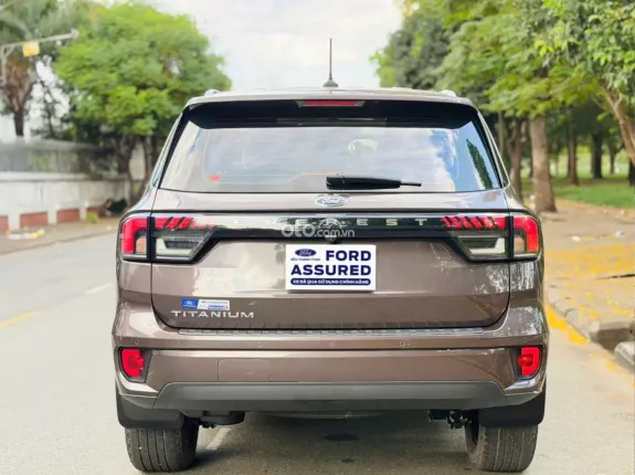 Ford Everest 2.0L ST5 6AT 2WD Titanium 2022 - XE 7 CHỖ GIA ĐÌNH_CHẤT XE ĐẸP_BẢO DƯỠNG HÃNG