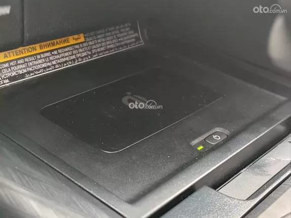 Toyota Camry 2.5Q 2022 - Chất