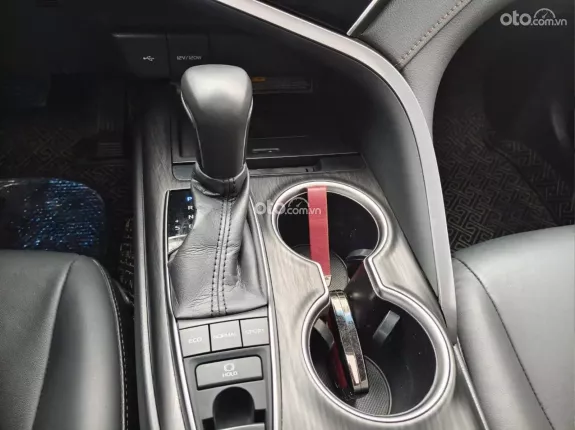 Toyota Camry 2.5Q 2022 - Chất