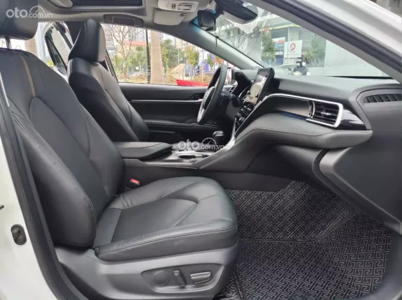 Toyota Camry 2.5Q 2022 - Chất