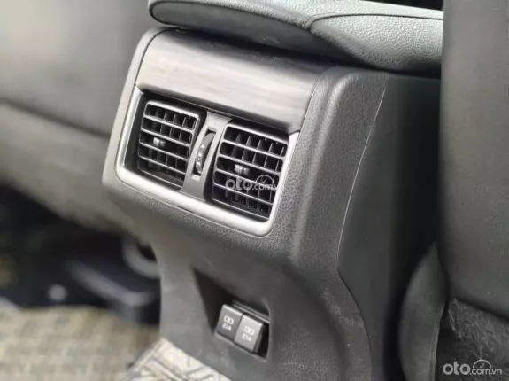 Toyota Camry 2.5Q 2022 - Chất