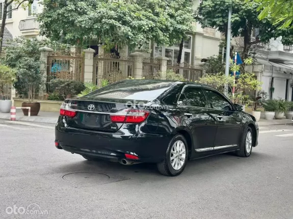 Toyota Camry 2.0E 2016 - Mới