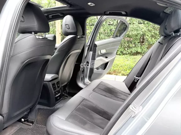 BMW 330i M Sport 2024 - BMW 330 M-Sport 2024