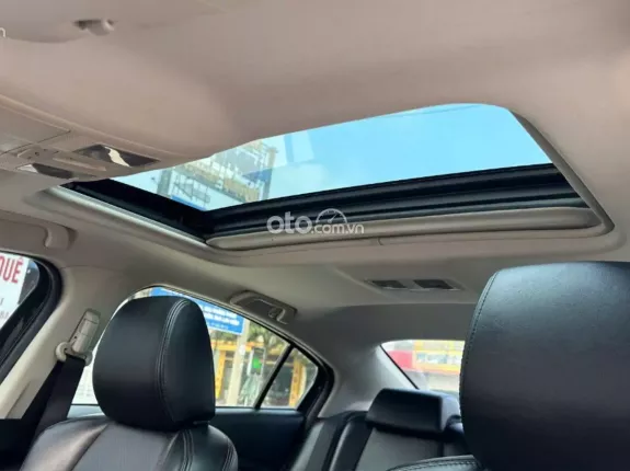 Mazda 6 2.0 AT 2013 - Xe cực đẹp, trang bị nhiều option