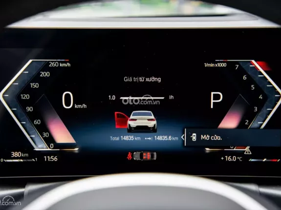 BMW 320i M Sport 2024 - BMW 320i M Sport 2024