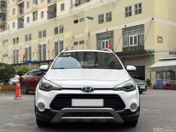 Hyundai i20 Active 1.4 AT 2015 - Hyundai i20 Active 1.4 AT 2015