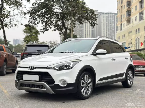 Hyundai i20 Active 1.4 AT 2015 - Hyundai i20 Active 1.4 AT 2015