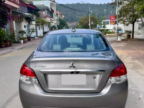 Mitsubishi Attrage 1.2L AT 2016 - Xe nhập odo12 vạn zin
