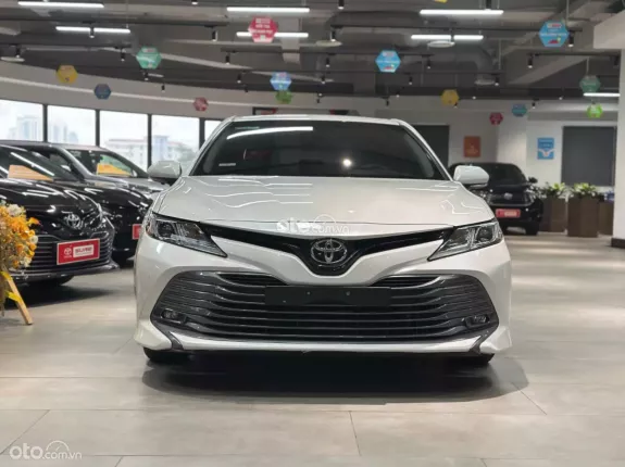 Toyota Camry 2.0G 2021 - Odo 3.6v km zin cực chất