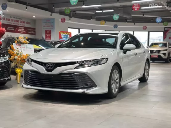 Toyota Camry 2.0G 2021 - Odo 3.6v km zin cực chất