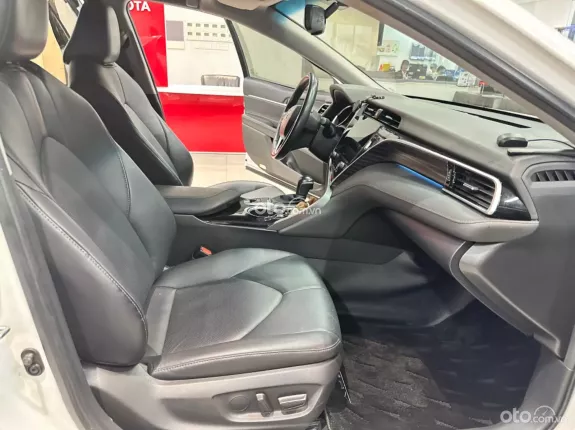 Toyota Camry 2.0G 2021 - Odo 3.6v km zin cực chất