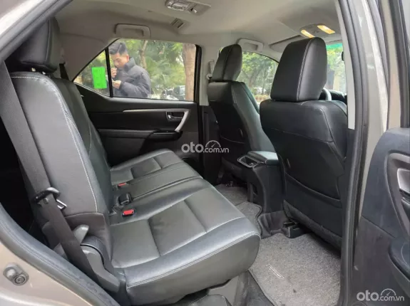 Toyota Fortuner 2024 - Xe nhà chạy kỹ