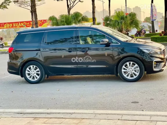 Kia Sedona 2.2 Platinum D 2019 - Salon mới về xin được chào bán ngay