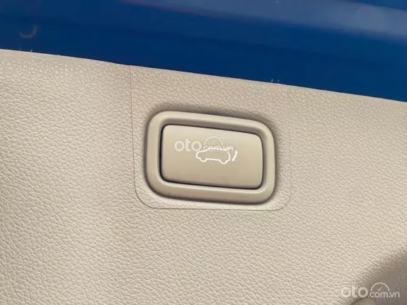 Kia Sedona 2.2 Platinum D 2019 - Salon mới về xin được chào bán ngay