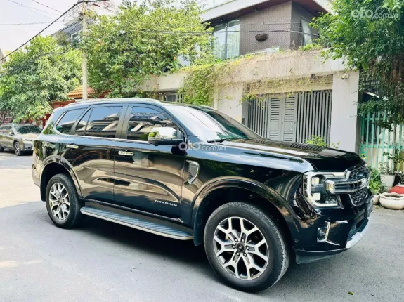 Ford Everest Titanium 2.0L AT 4WD 2024 - XE 7 CHỖ_CHÍNH HÃNG_CHẤT LƯỢNG_BẢO HÀNH 1 NĂM