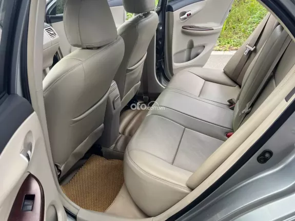 Toyota Corolla Altis 1.8G CVT 2011 - 1.8G AT đờXe đại chất, không lỗ nhỏ. Nội ngoại thất xuất sắc Màn hình, cam lùi đủ Lốp mới